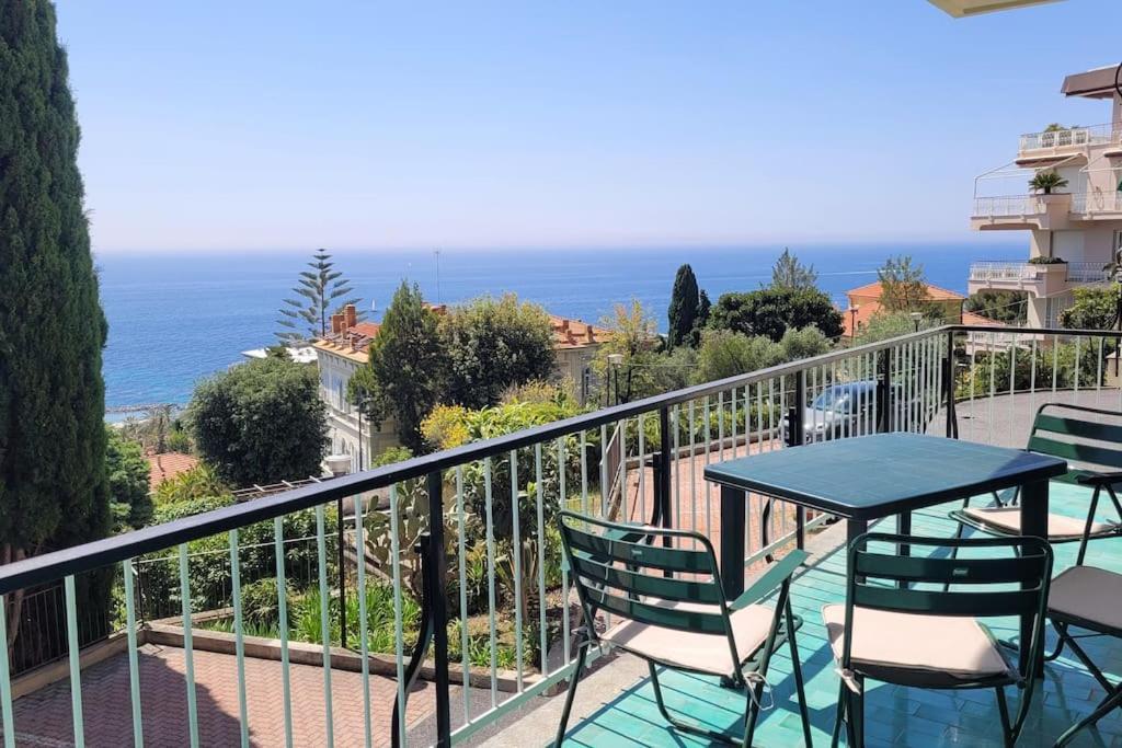 דירות סנרמו Vista Bella House מראה חיצוני תמונה